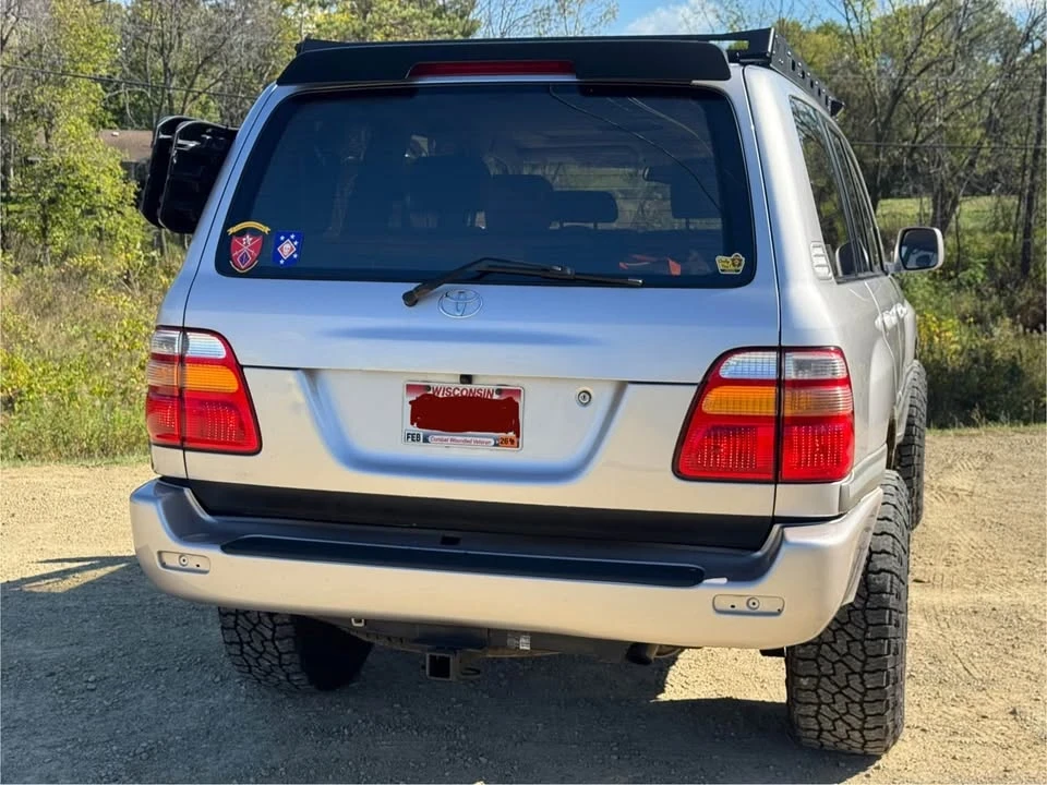 2000 Toyota J100 Land Cruiser - Image 3 of 17