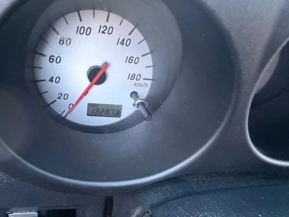 2000 Toyota MR2 Spyder/MR-S - Image 15 of 20