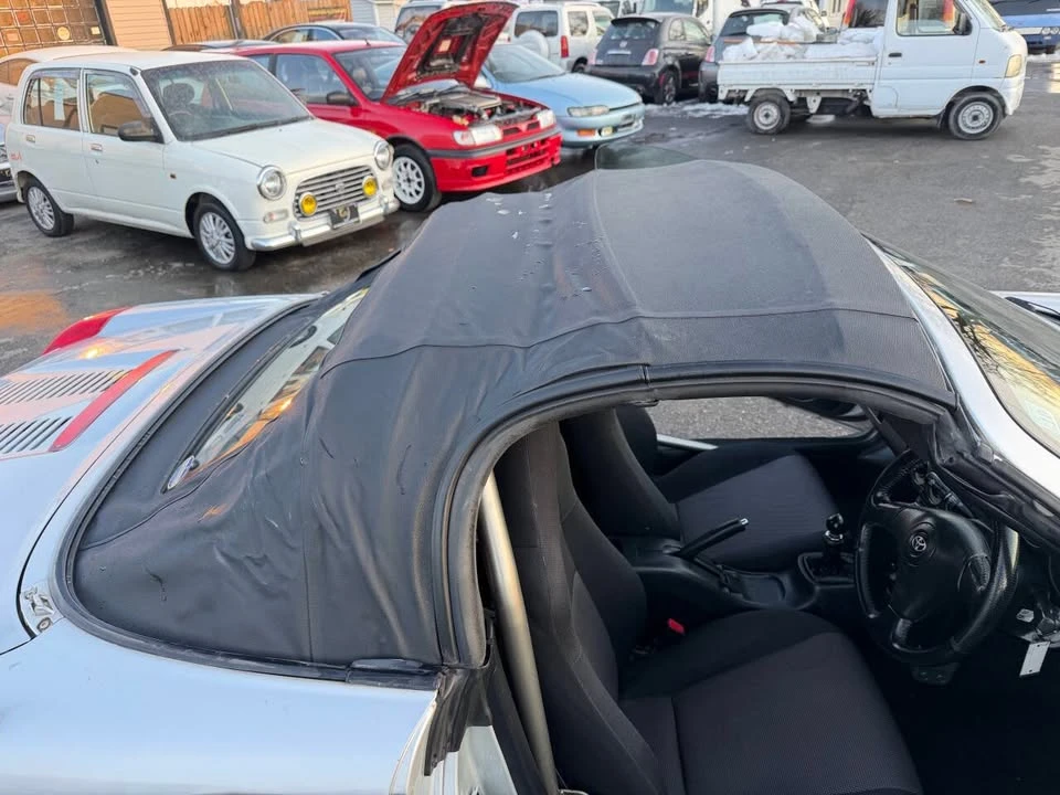 2000 Toyota MR2 Spyder/MR-S - Image 9 of 20