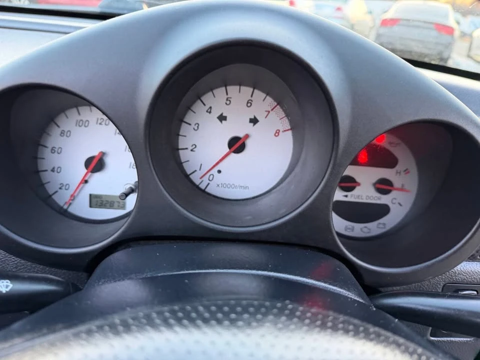 2000 Toyota MR2 Spyder/MR-S - Image 18 of 20