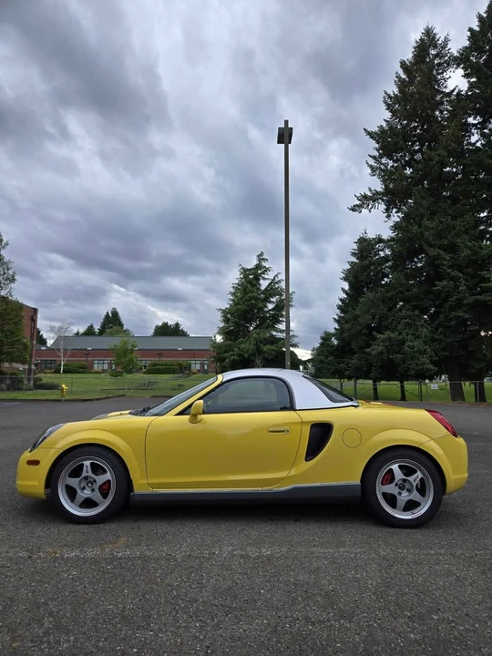 2000 Toyota MR2 Spyder/MR-S - Image 8 of 15