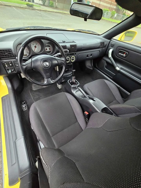 2000 Toyota MR2 Spyder/MR-S - Image 13 of 15