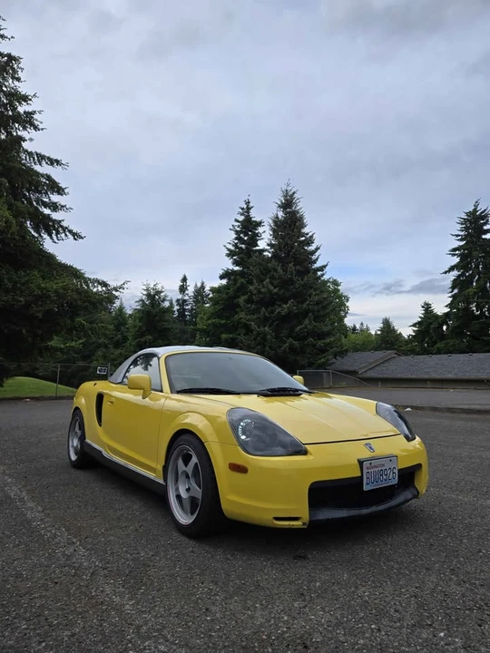 2000 Toyota MR2 Spyder/MR-S - Image 2 of 15