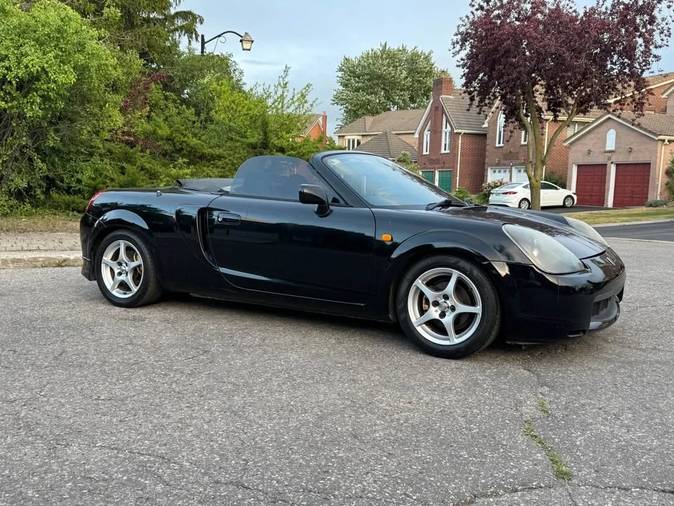2000 Toyota MR2 Spyder/MR-S - Image 2 of 14