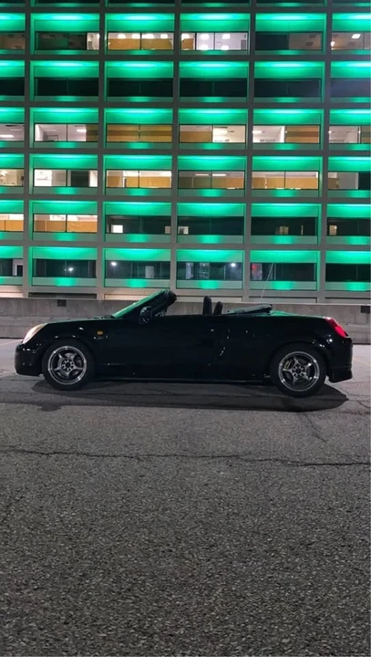 2000 Toyota MR2 Spyder/MR-S - Image 13 of 14