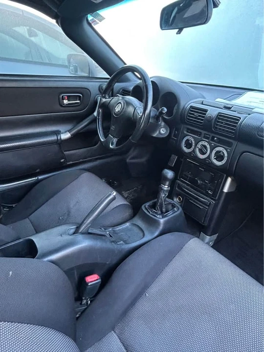 2000 Toyota MR2 Spyder/MR-S - Image 2 of 4