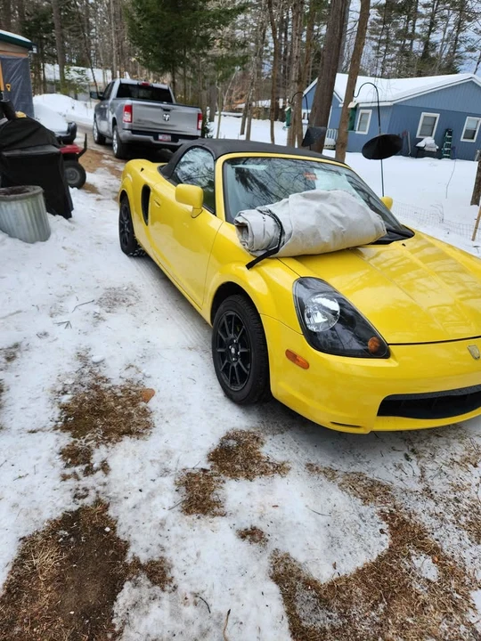 2000 Toyota MR2 Spyder/MR-S - Image 2 of 5