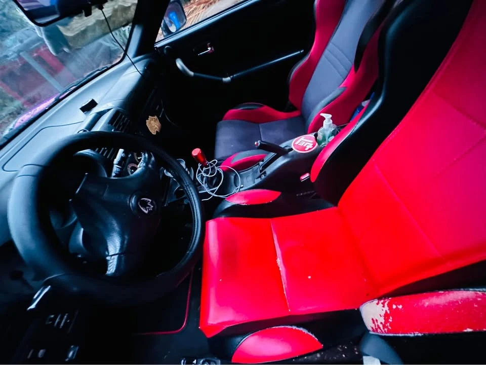 2000 Toyota MR2 Spyder/MR-S - Image 3 of 4