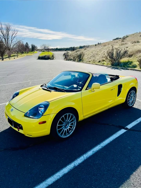 2000 Toyota MR2 Spyder/MR-S - Image 4 of 7