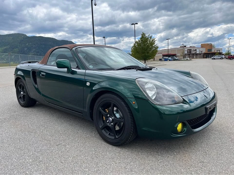 2000 Toyota MR2 Spyder/MR-S - Image 10 of 12