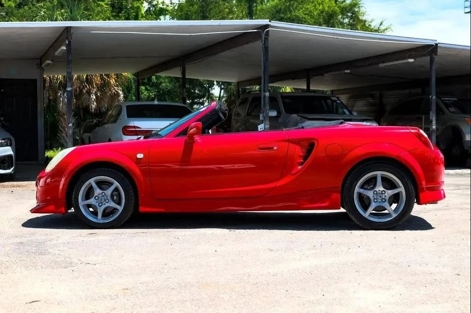 2000 Toyota MR2 Spyder/MR-S - Image 4 of 19