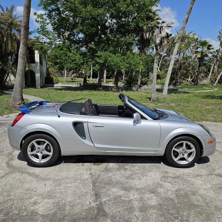 2000 Toyota MR2 Spyder/MR-S - Image 4 of 18
