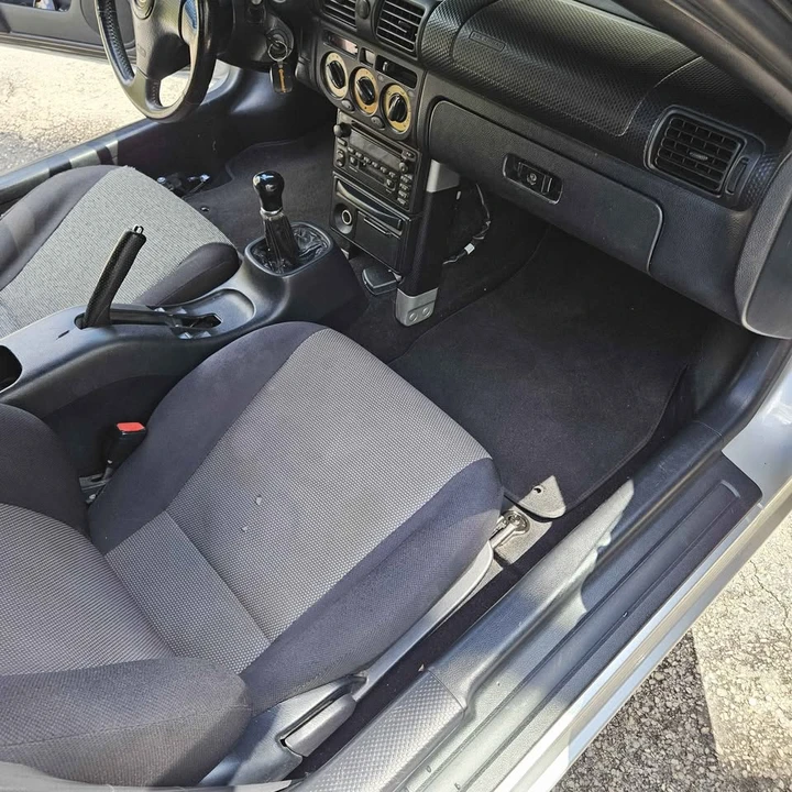 2000 Toyota MR2 Spyder/MR-S - Image 15 of 18