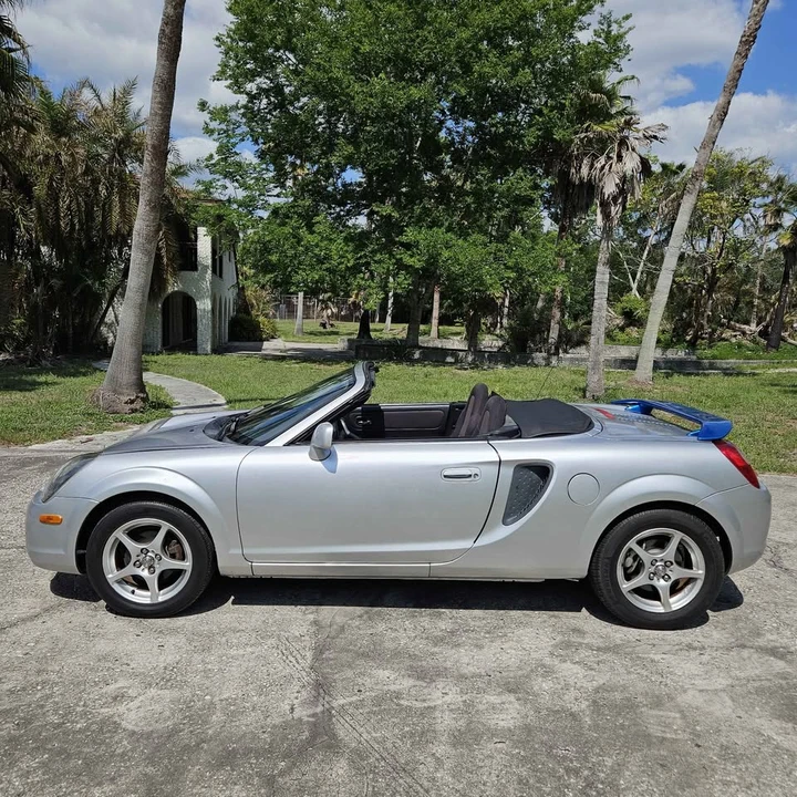 2000 Toyota MR2 Spyder/MR-S - Image 8 of 18