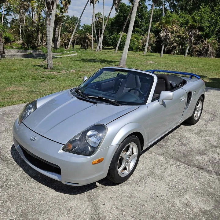 2000 Toyota MR2 Spyder/MR-S - Image 9 of 18
