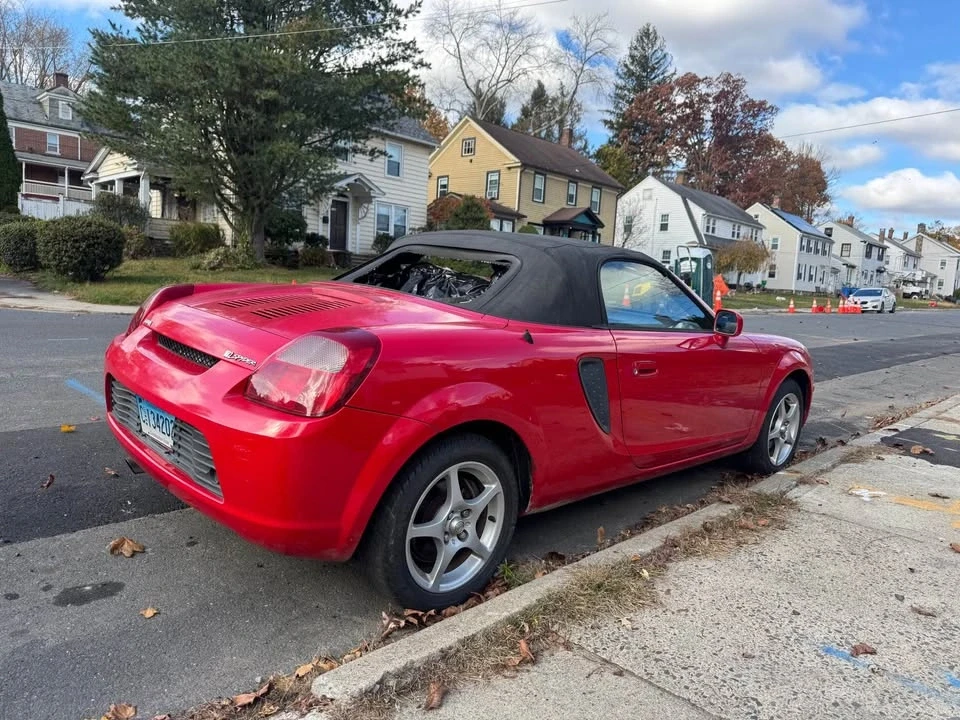2000 Toyota SW20 MR2 - Image 8 of 9