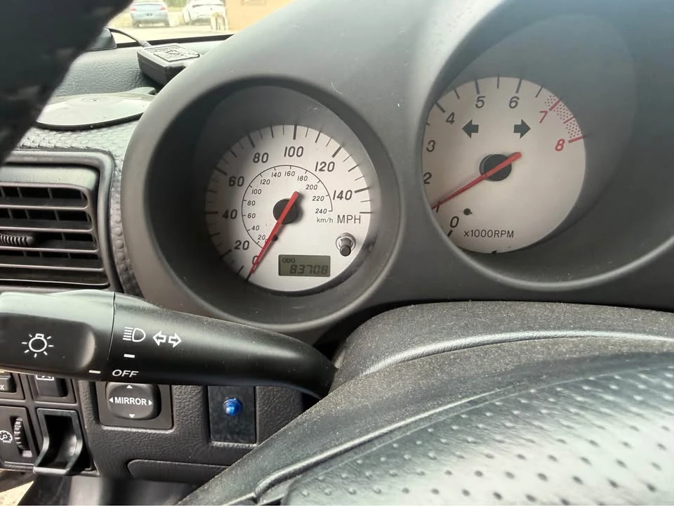 2000 Toyota MR2 Spyder/MR-S - Image 10 of 12