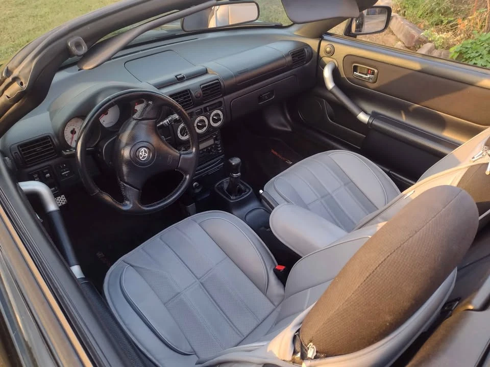 2000 Toyota MR2 Spyder/MR-S - Image 3 of 10
