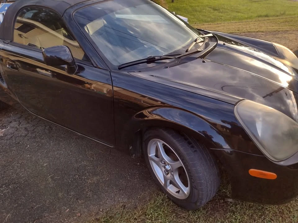 2000 Toyota MR2 Spyder/MR-S - Image 5 of 10