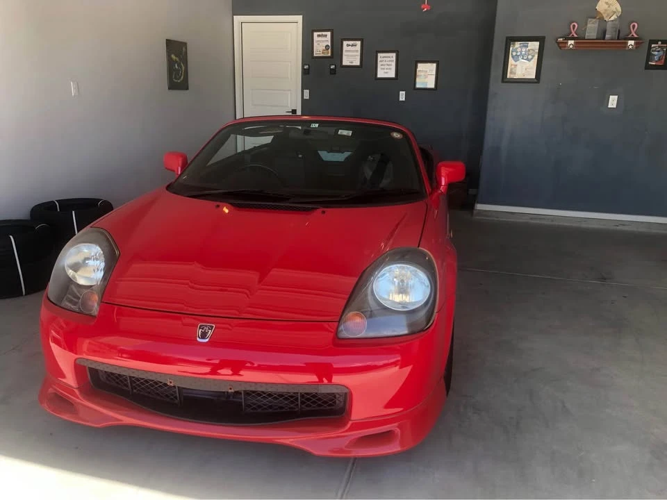 2000 Toyota MR2 Spyder/MR-S - Image 2 of 17