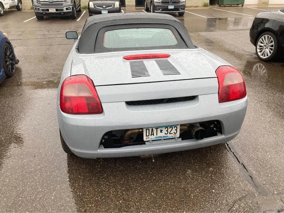 2000 Toyota MR2 Spyder/MR-S - Image 13 of 15