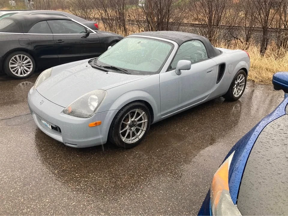 2000 Toyota MR2 Spyder/MR-S - Image 12 of 15
