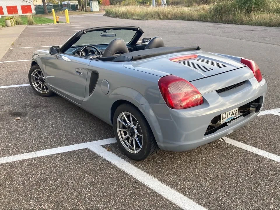 2000 Toyota MR2 Spyder/MR-S - Image 6 of 15