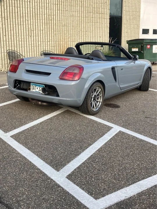 2000 Toyota MR2 Spyder/MR-S - Image 4 of 15