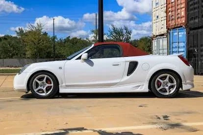 2000 Toyota MR2 Spyder/MR-S - Image 8 of 13