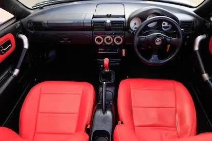 2000 Toyota MR2 Spyder/MR-S - Image 12 of 13