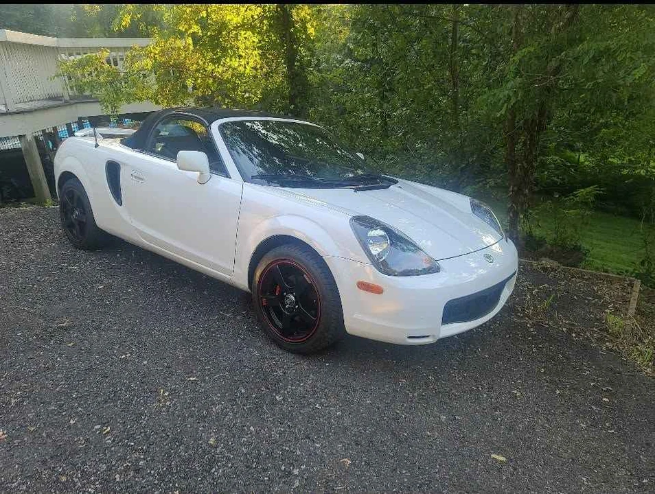2000 Toyota MR2 Spyder/MR-S - Image 5 of 8