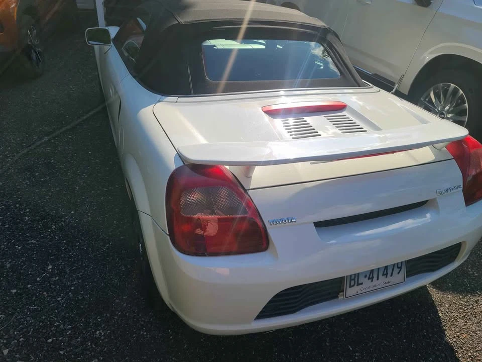 2000 Toyota MR2 Spyder/MR-S - Image 7 of 8