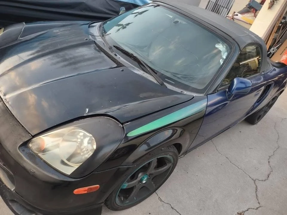 2000 Toyota MR2 Spyder/MR-S - Image 7 of 8