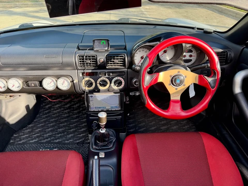 2000 Toyota MR2 Spyder/MR-S - Image 13 of 20