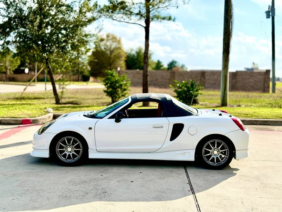 2000 Toyota MR2 Spyder/MR-S - Image 5 of 20
