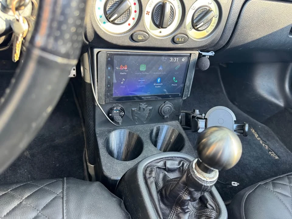 2000 Toyota MR2 Spyder/MR-S - Image 9 of 15