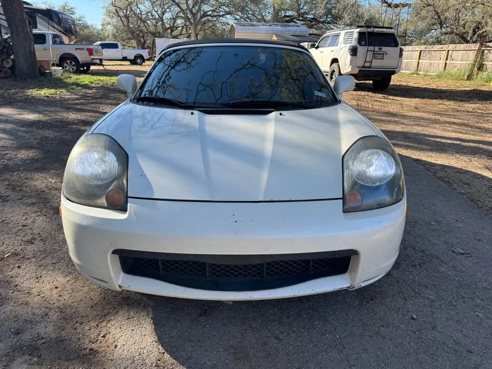 2000 Toyota MR2 Spyder/MR-S - Image 12 of 15