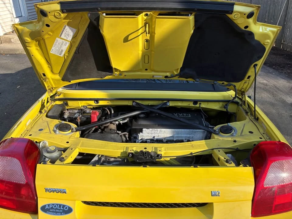 2000 Toyota MR2 Spyder/MR-S - Image 8 of 9