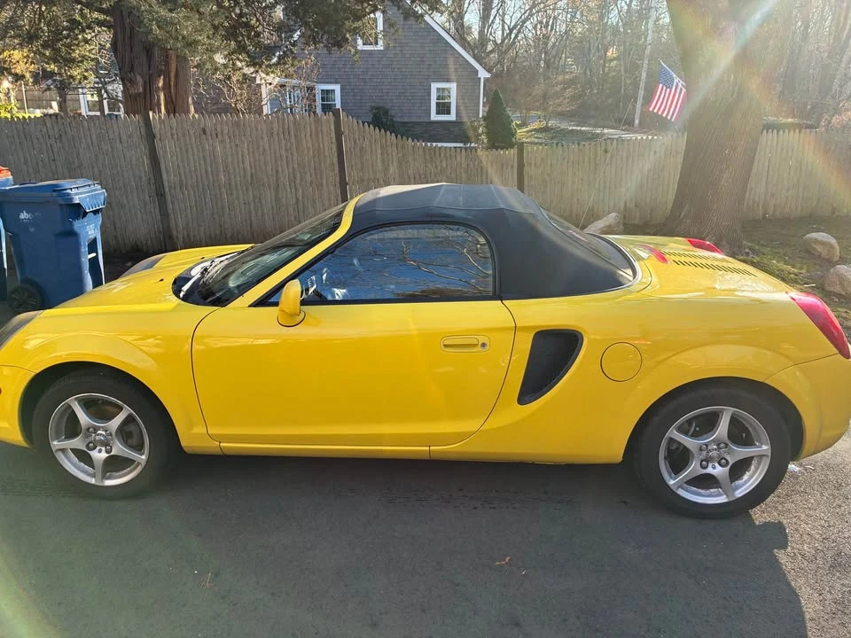 2000 Toyota MR2 Spyder/MR-S - Image 5 of 9