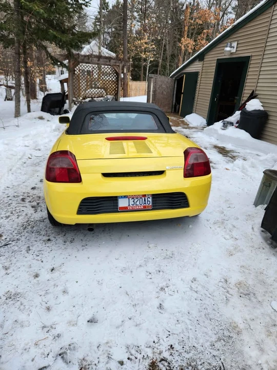 2000 Toyota MR2 Spyder/MR-S - Image 4 of 5