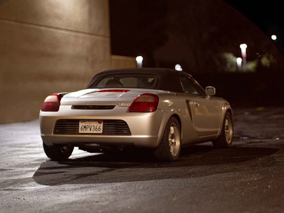 2000 Toyota MR2 Spyder/MR-S - Image 4 of 9
