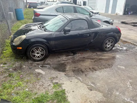2000 Toyota MR2 Spyder Convertible