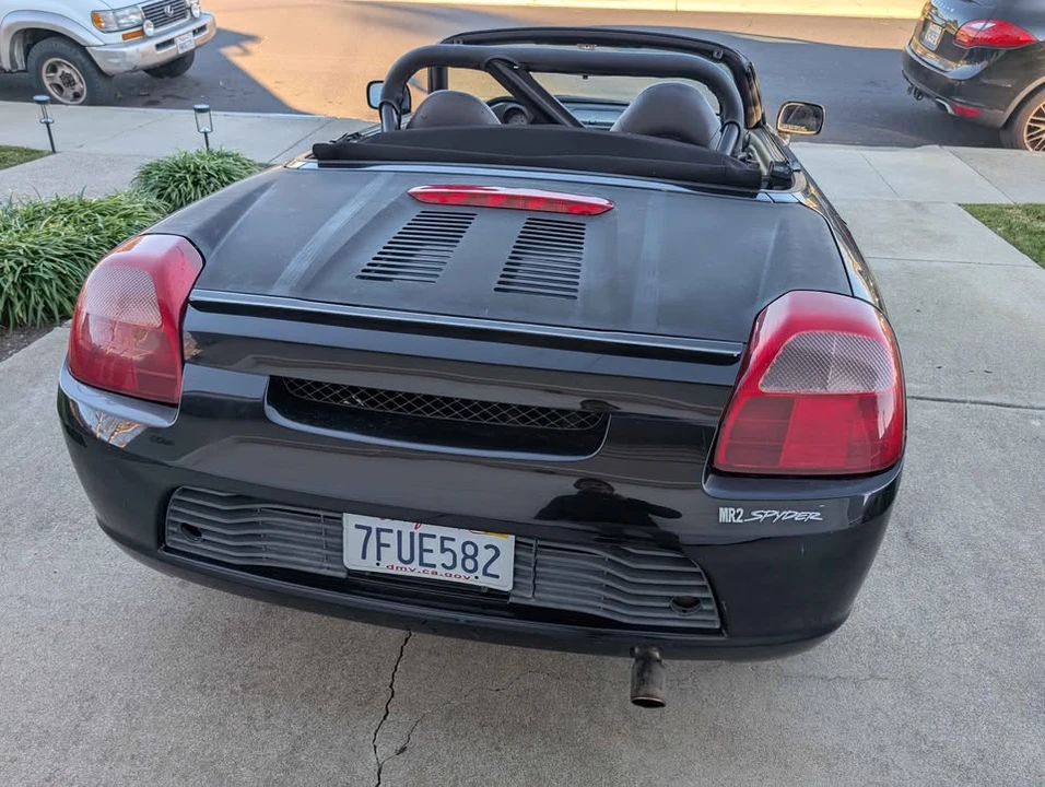 2000 Toyota MR2 Spyder/MR-S - Image 4 of 15