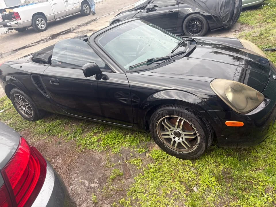 2000 Toyota MR2 Spyder/MR-S - Image 4 of 4