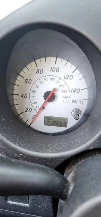 2000 Toyota MR2 Spyder/MR-S - Image 4 of 4