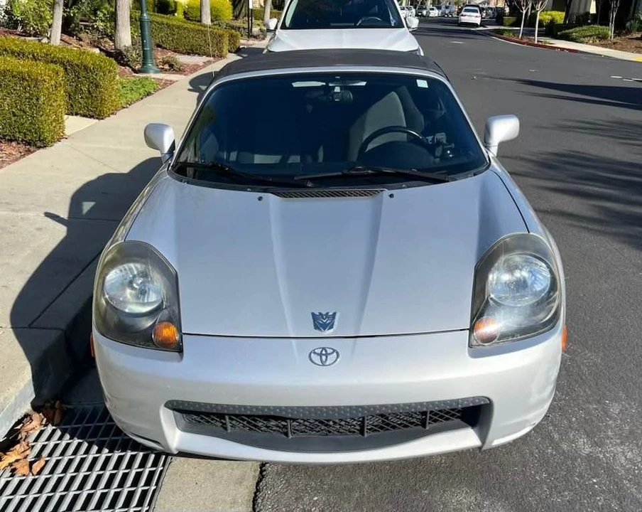 2000 Toyota MR2 Spyder/MR-S - Image 2 of 8