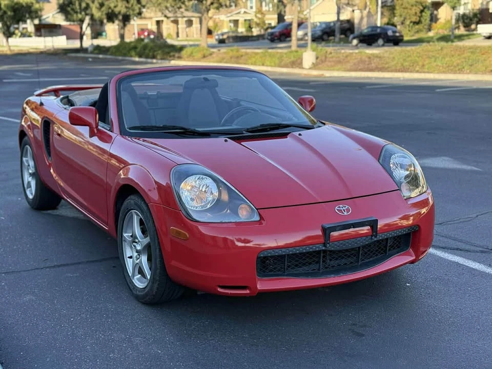 2000 Toyota MR2 Spyder/MR-S - Image 2 of 7