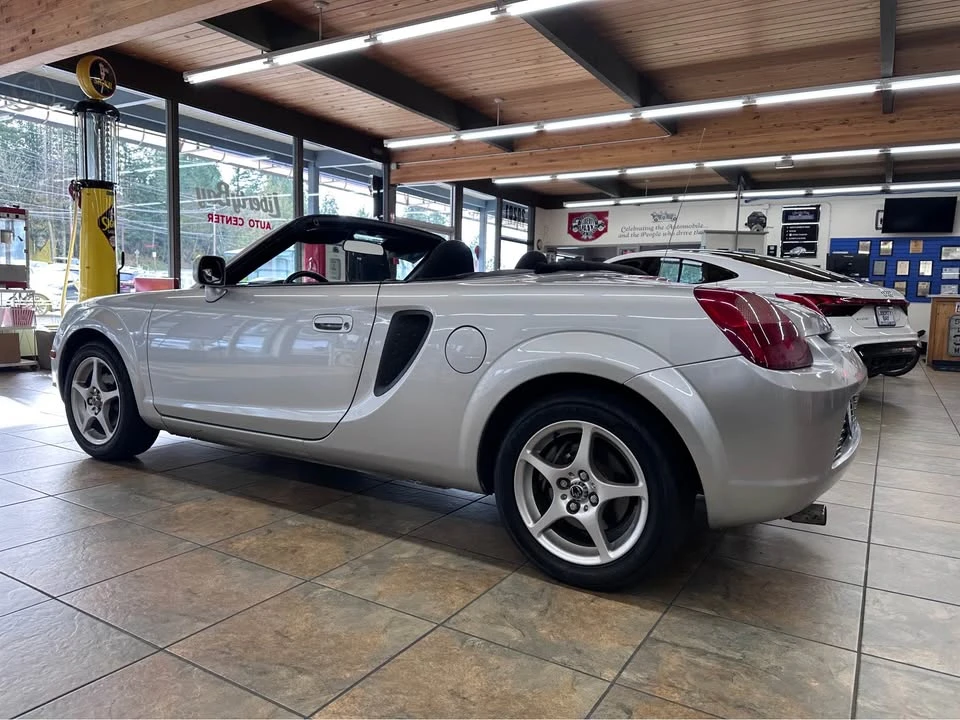 2000 Toyota MR2 Spyder/MR-S - Image 8 of 20