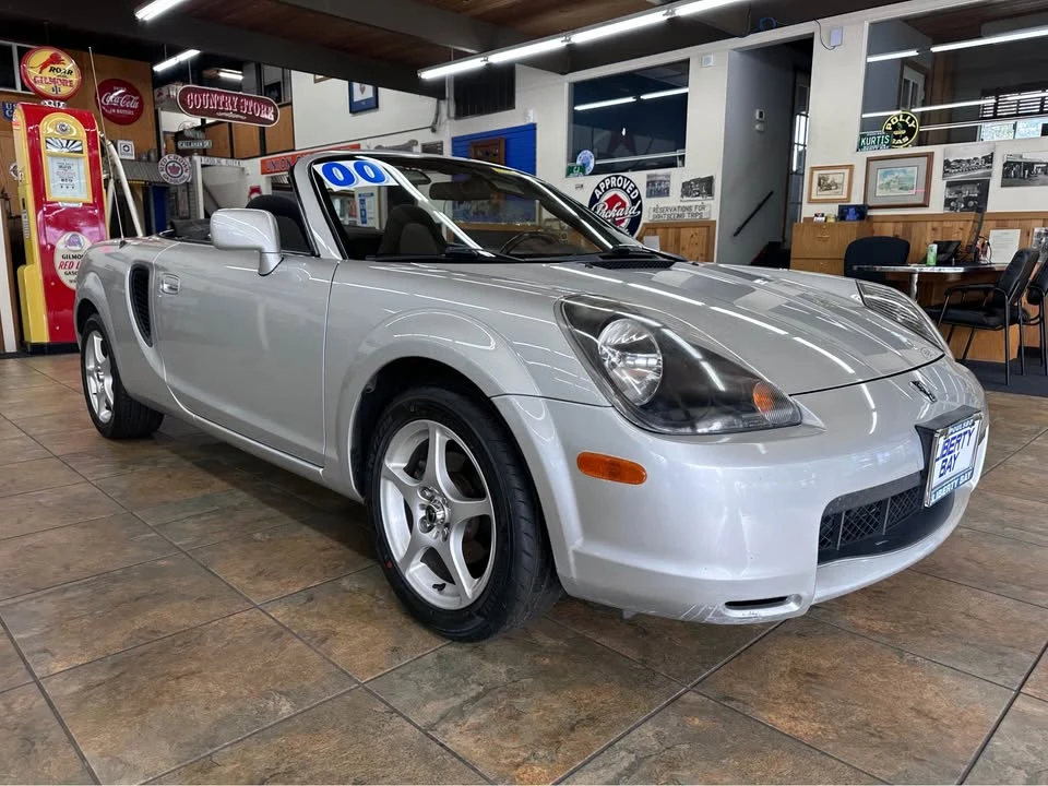 2000 Toyota MR2 Spyder/MR-S - Image 13 of 20