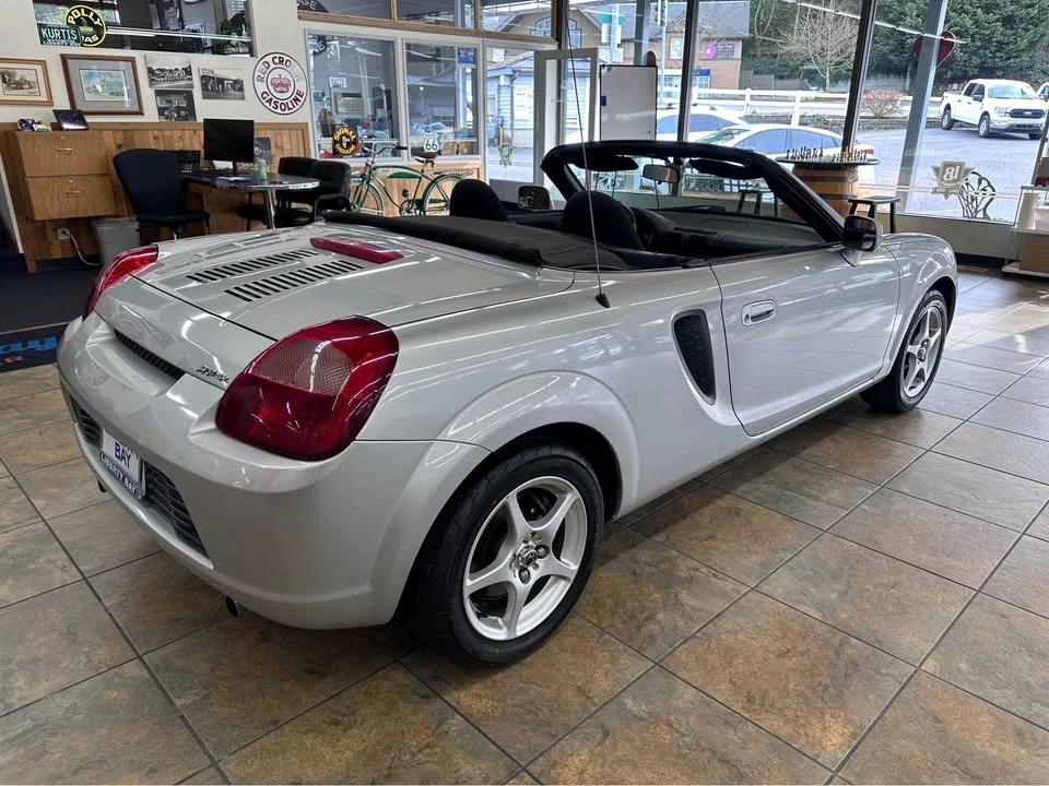 2000 Toyota MR2 Spyder/MR-S - Image 11 of 20